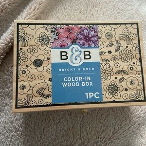 Color-in Wood Box